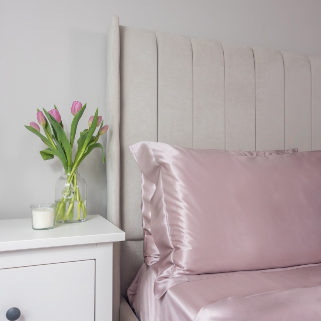 Pink Oxford Silk Pillowcase