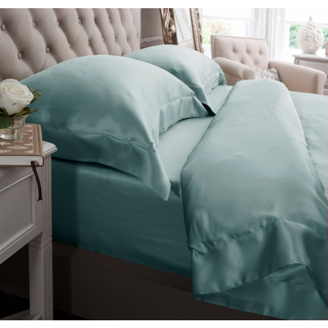 Duck Egg 4PCs Silk Duvet Cover Set